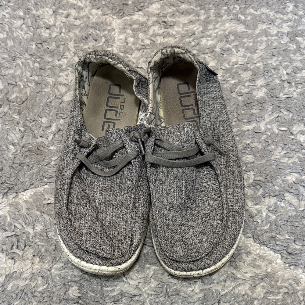 Hey Dude Women's 9 Wendy Slip-On Shoes
